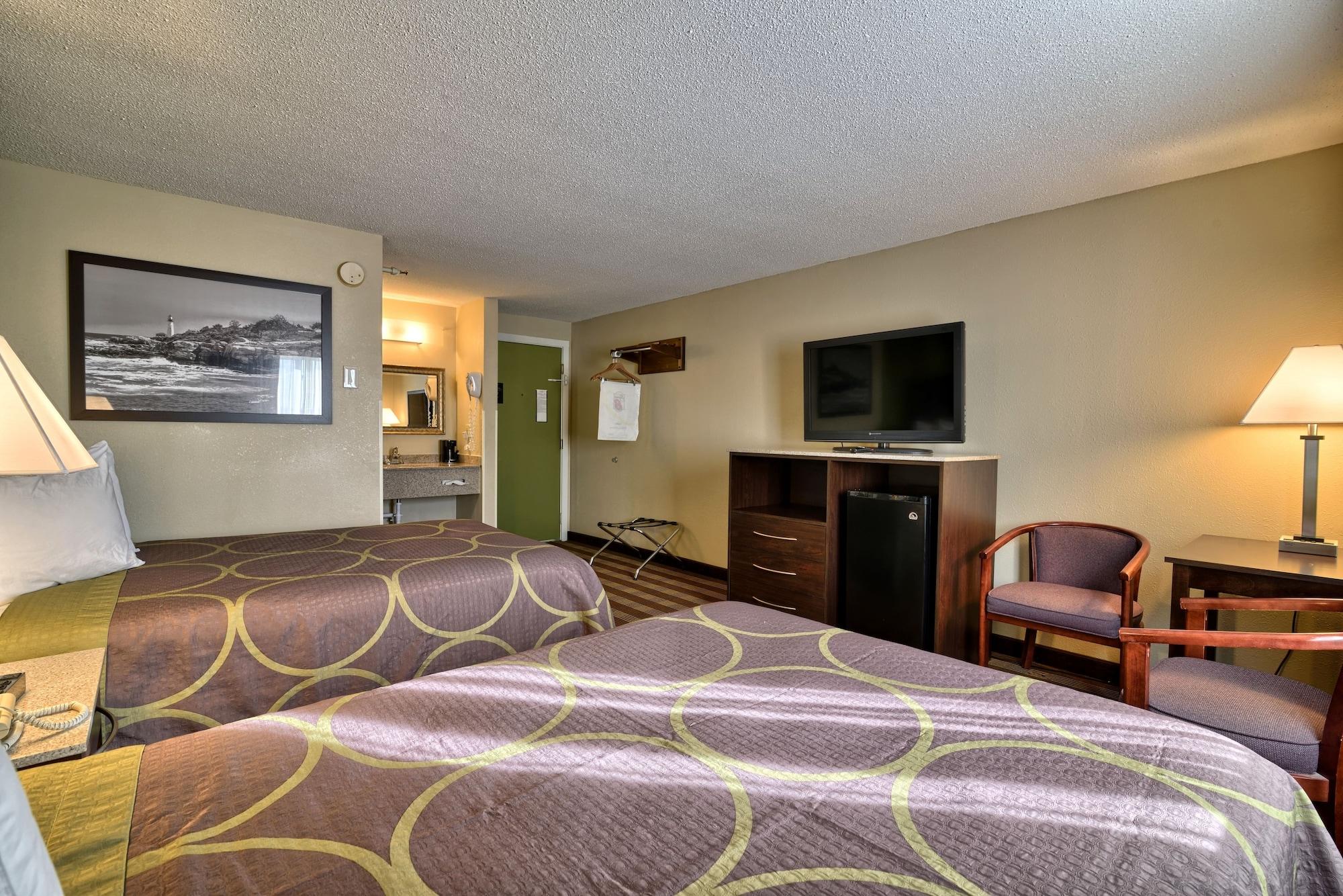 Hotel Super 8 By Wyndham Bangor Exterior foto