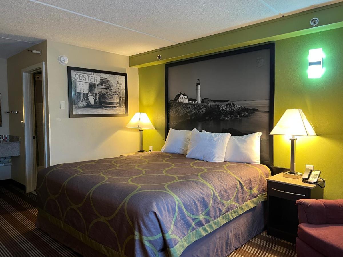 Hotel Super 8 By Wyndham Bangor Exterior foto