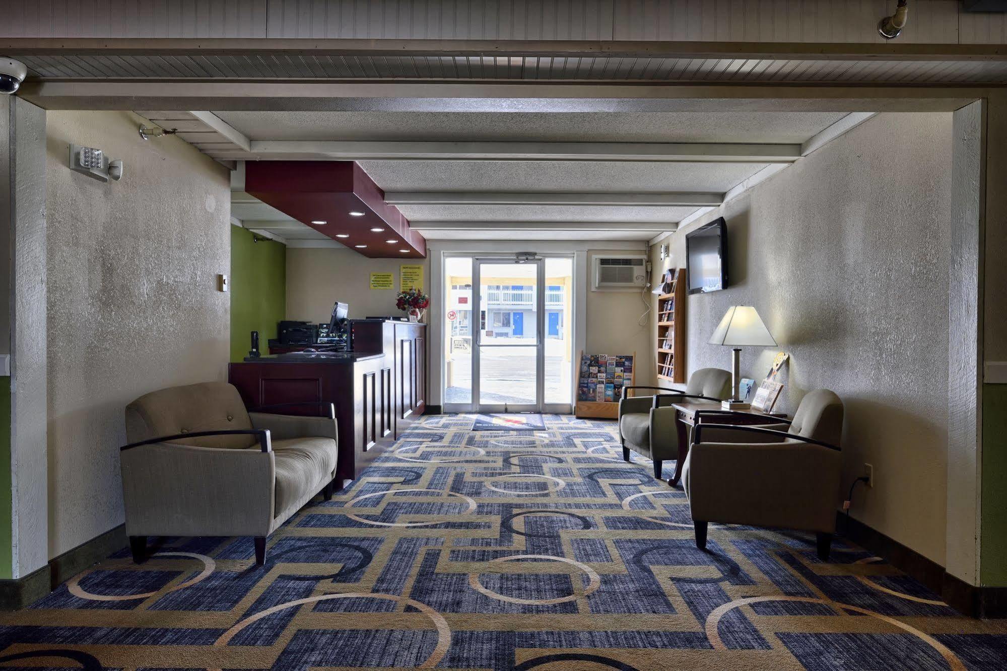 Hotel Super 8 By Wyndham Bangor Exterior foto